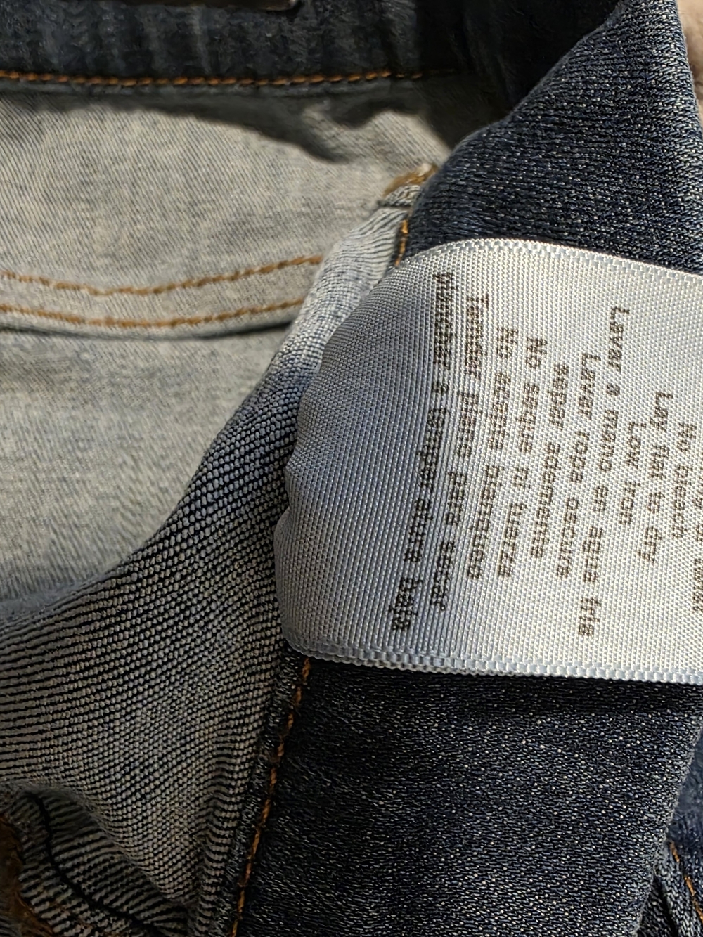 Judy Blue Mid-Dark Distressed Boyfriend Jeans - Picture 4 of 6